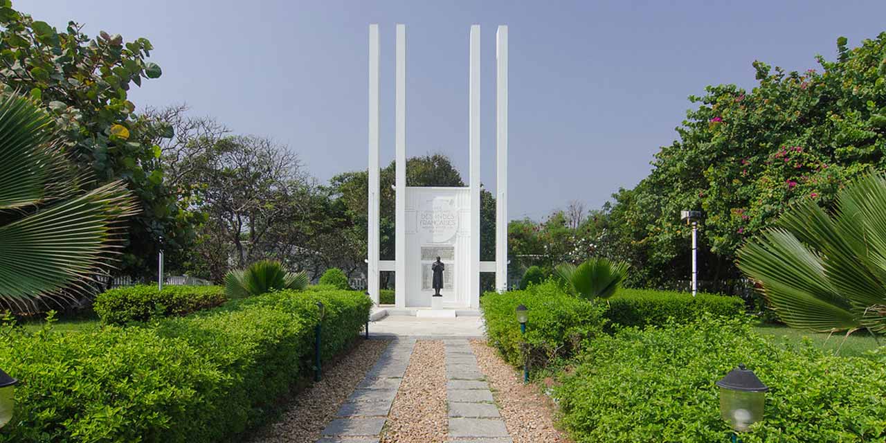 French War Memorial Puducherry